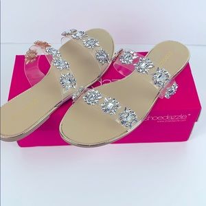 Double strapped Jeweled sandals 💎